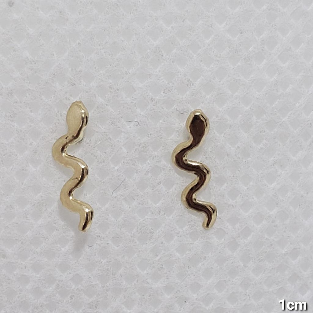 PIERCING VÍBORA ALARGADA LISA ORO 10K