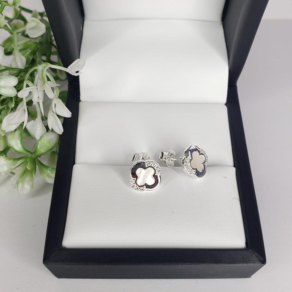 ARETES PEQUEÑOS VAN CLEEF CON CIRCONIO DIJE BLANCO  PLATA 925